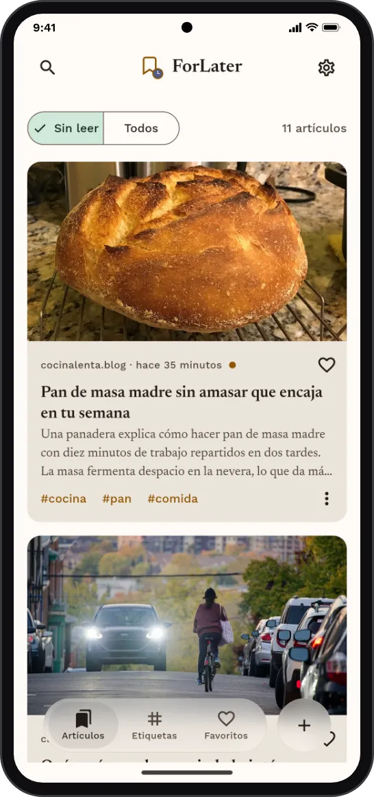 El feed de ForLater: tarjetas de artículos con una foto, un resumen breve y etiquetas.